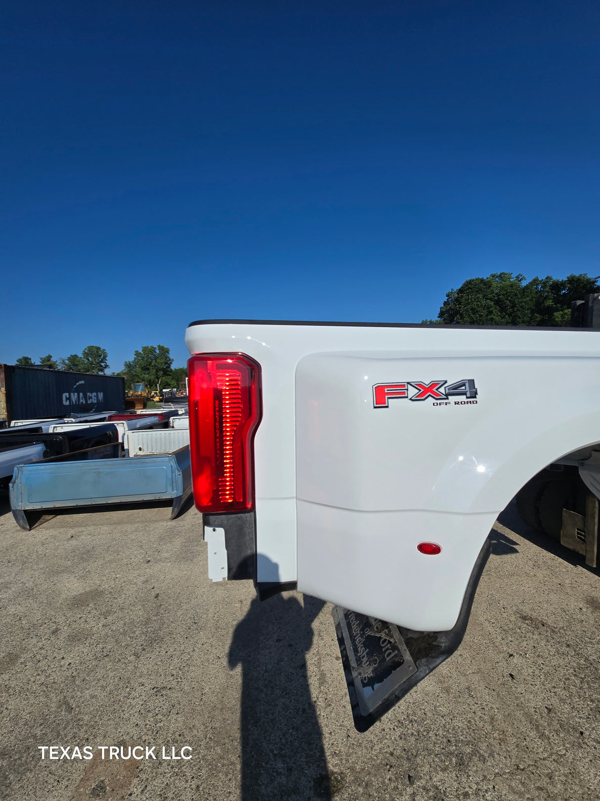 2023-2025 Ford Super Duty F350 F450 F550 8' Dually Truck Bed - Oxford White