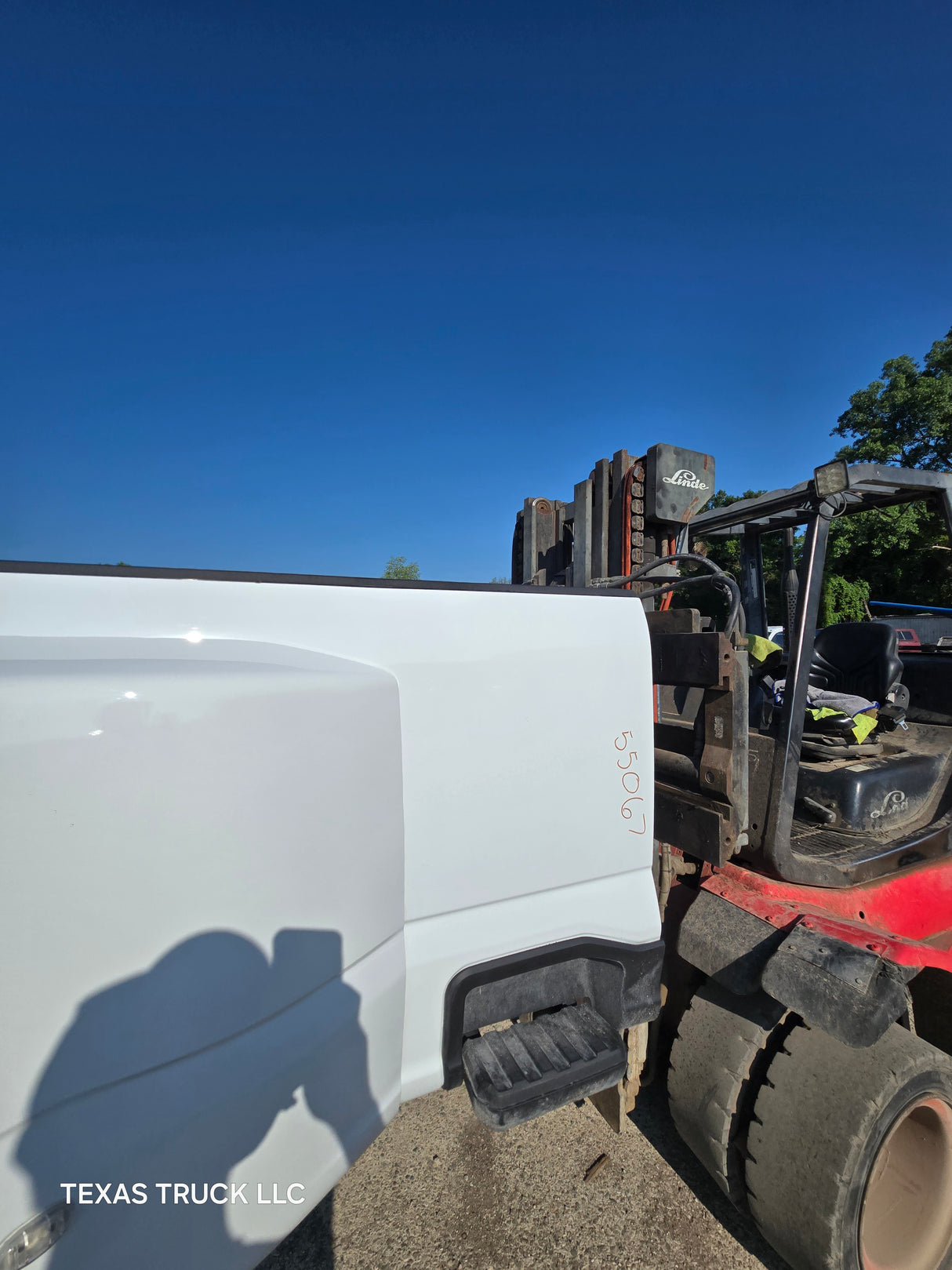 2023-2025 Ford Super Duty F350 F450 F550 8' Dually Truck Bed - Oxford White