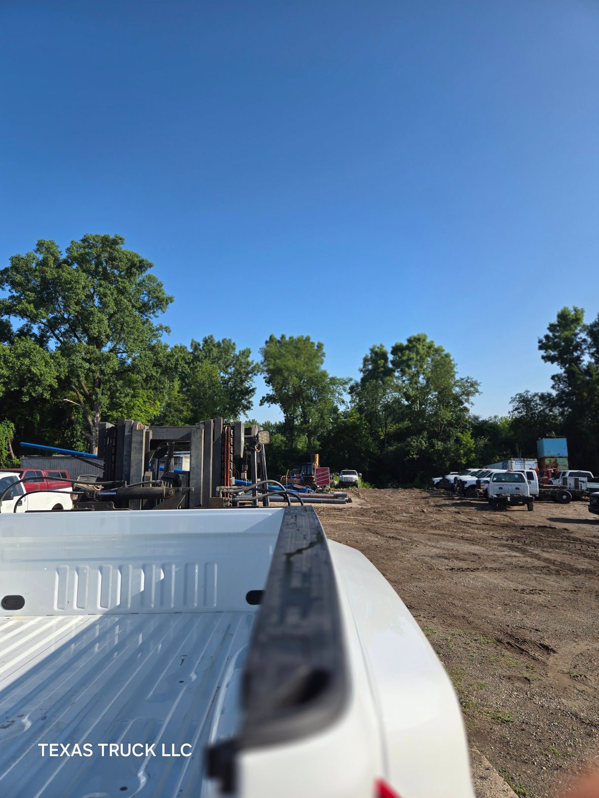 2023-2025 Ford Super Duty F350 F450 F550 8' Dually Truck Bed - Oxford White