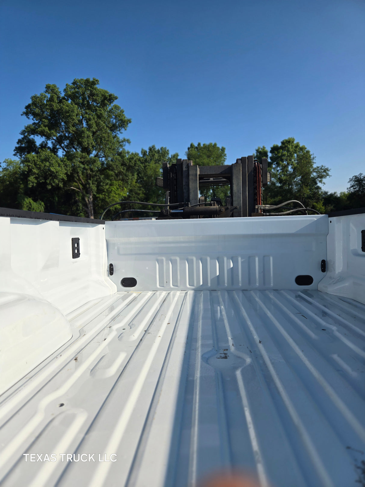 2023-2025 Ford Super Duty F350 F450 F550 8' Dually Truck Bed - Oxford White