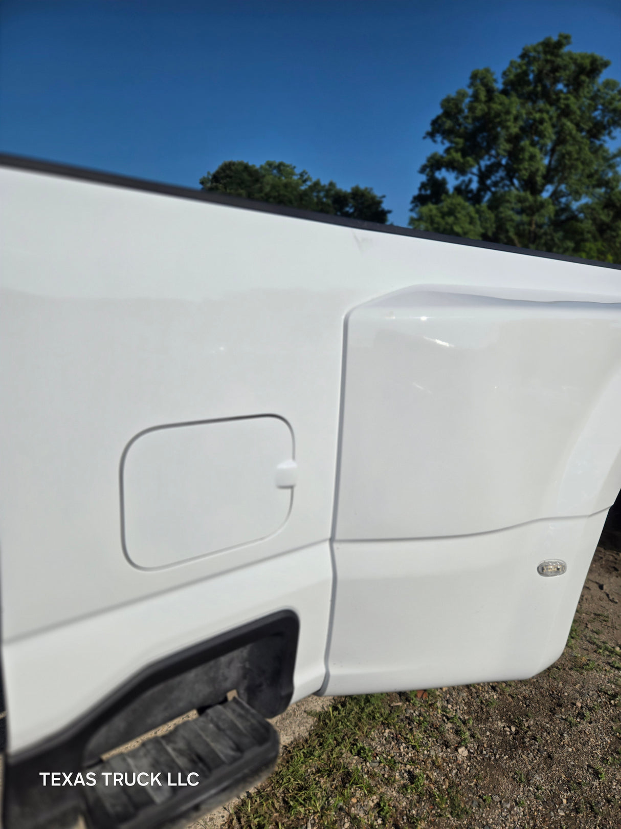 2023-2025 Ford Super Duty F350 F450 F550 8' Dually Truck Bed - Oxford White
