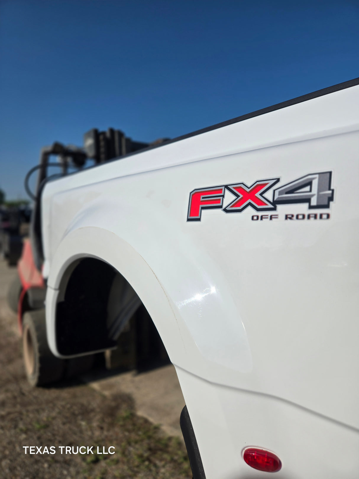 2023-2025 Ford Super Duty F350 F450 F550 8' Dually Truck Bed - Oxford White