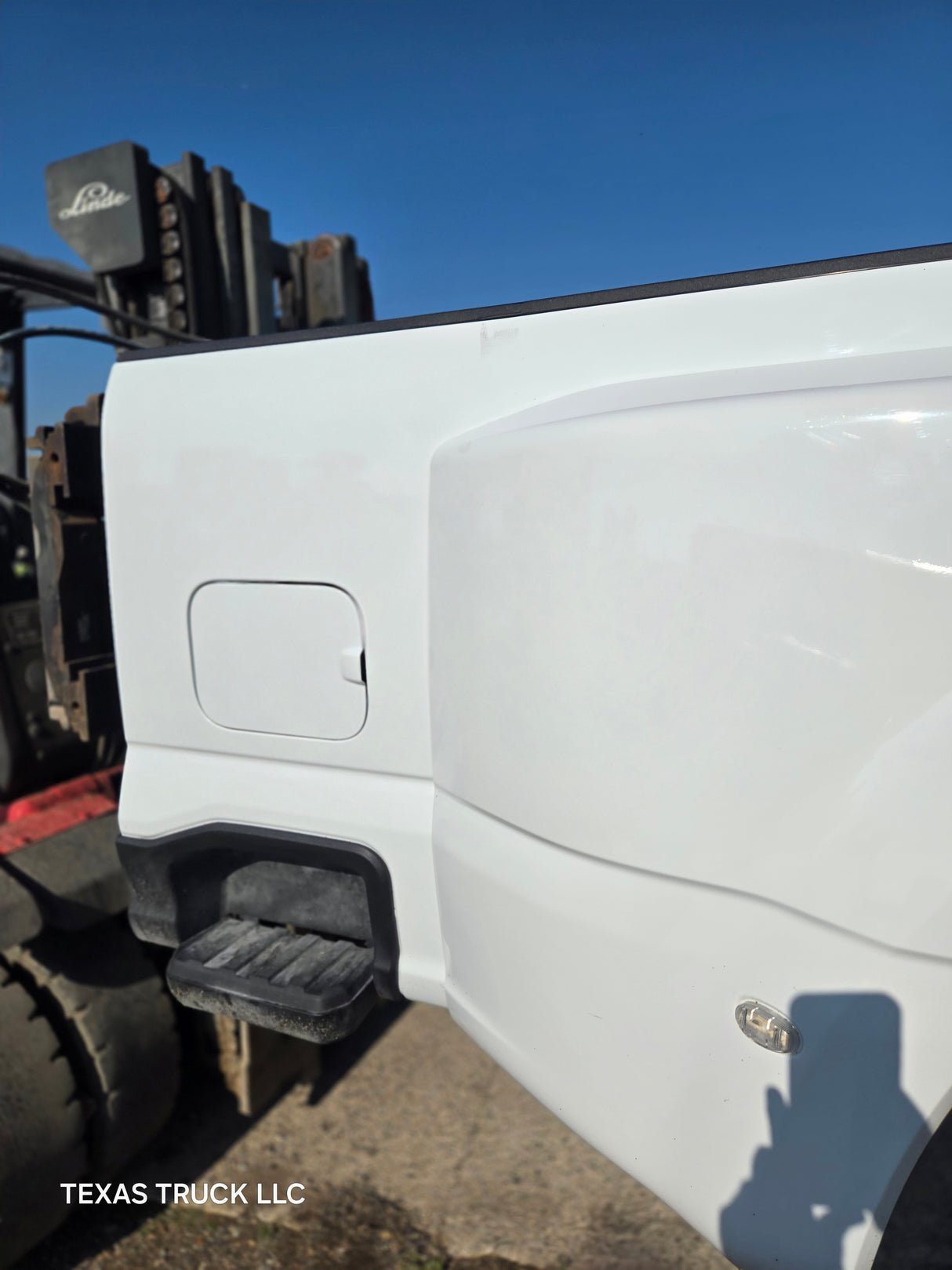 2023-2025 Ford Super Duty F350 F450 F550 8' Dually Truck Bed - Oxford White