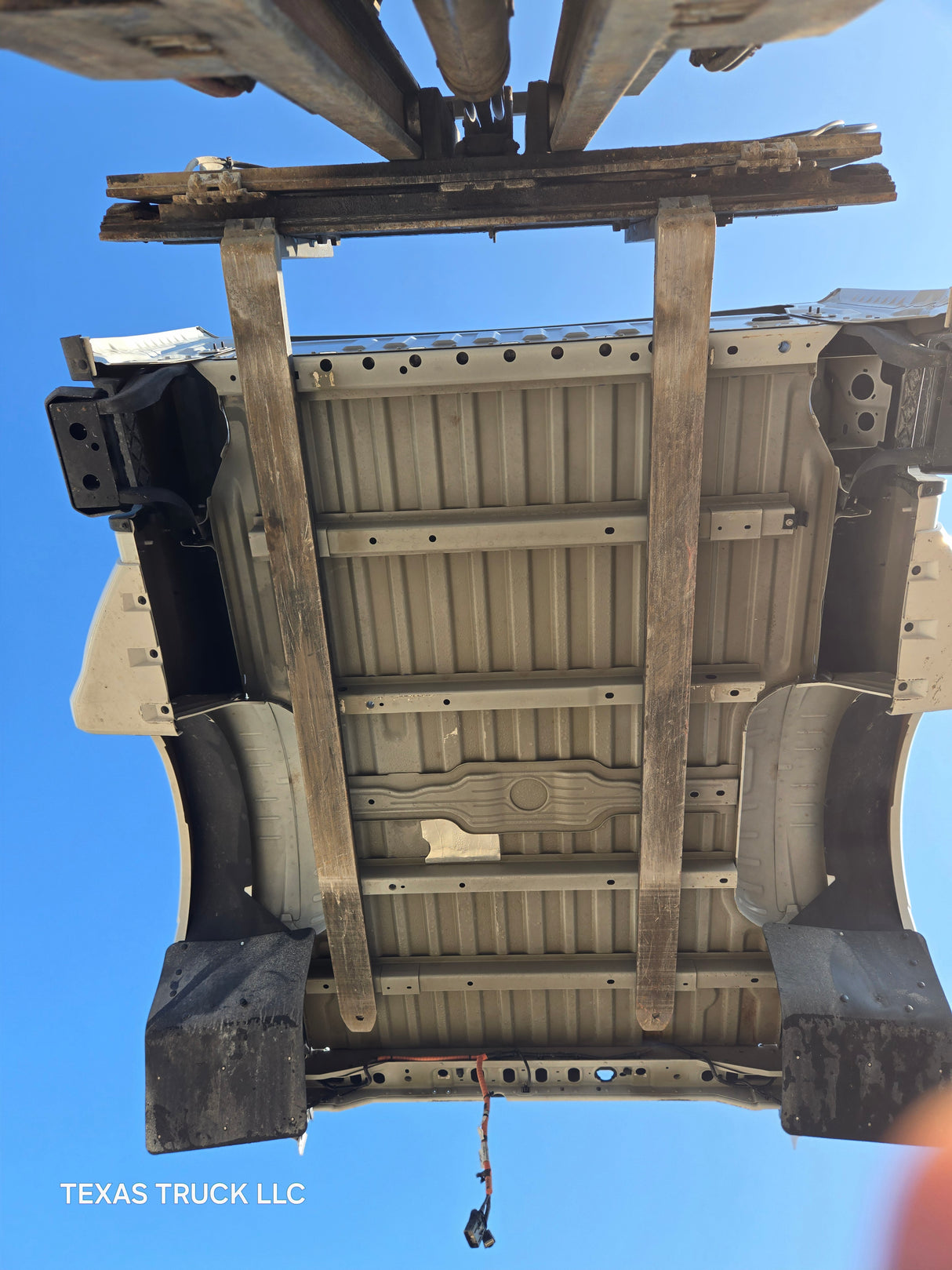 2023-2025 Ford Super Duty F350 F450 F550 8' Dually Truck Bed - Oxford White