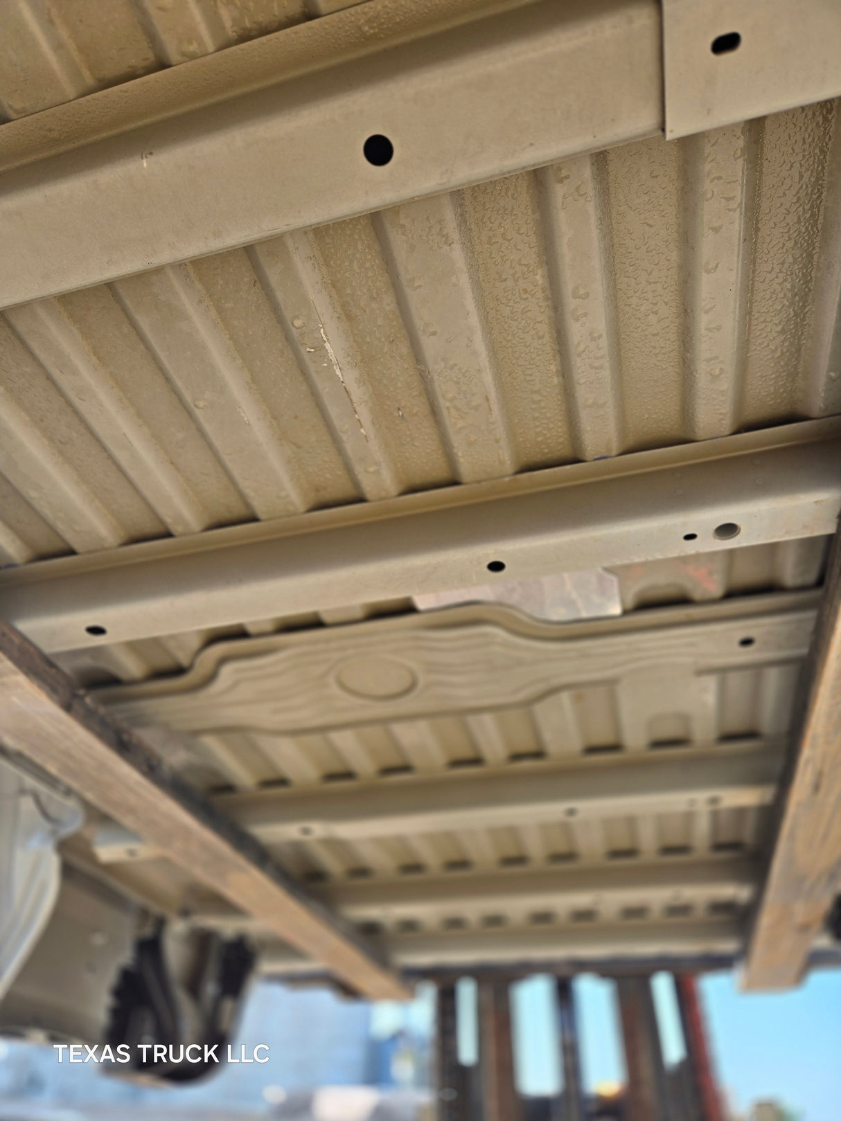 2023-2025 Ford Super Duty F350 F450 F550 8' Dually Truck Bed - Oxford White