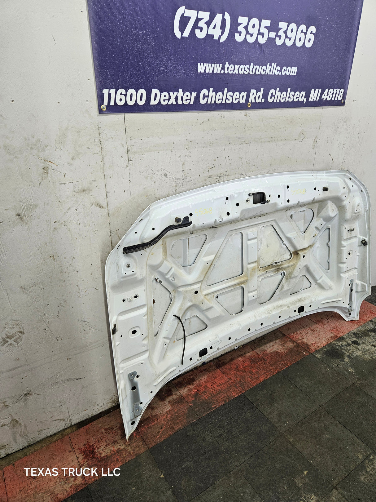 2011-2016 Ford Super Duty Hood F250 F350 F450 F550 - White