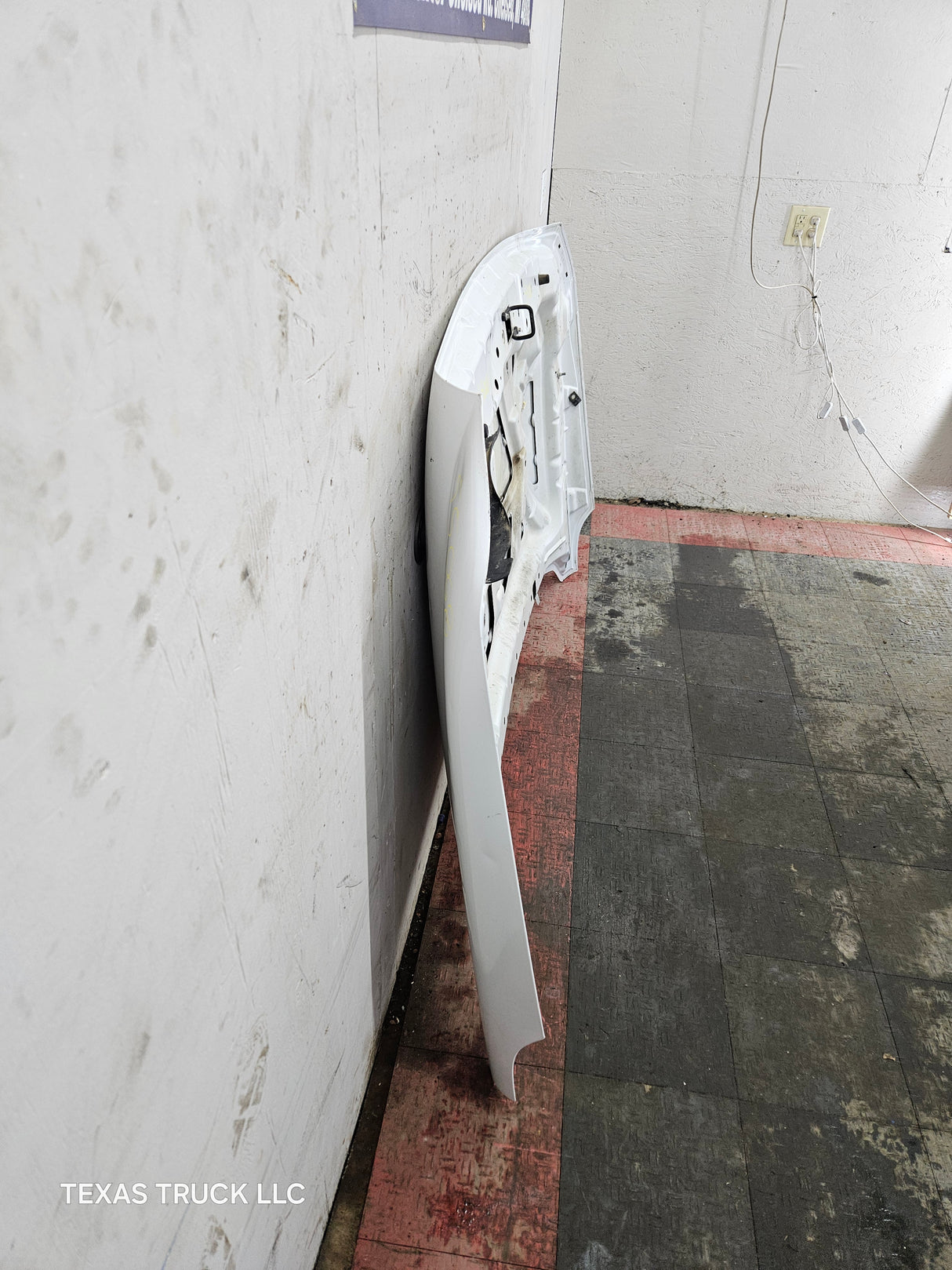 2011-2016 Ford Super Duty Hood F250 F350 F450 F550 - White