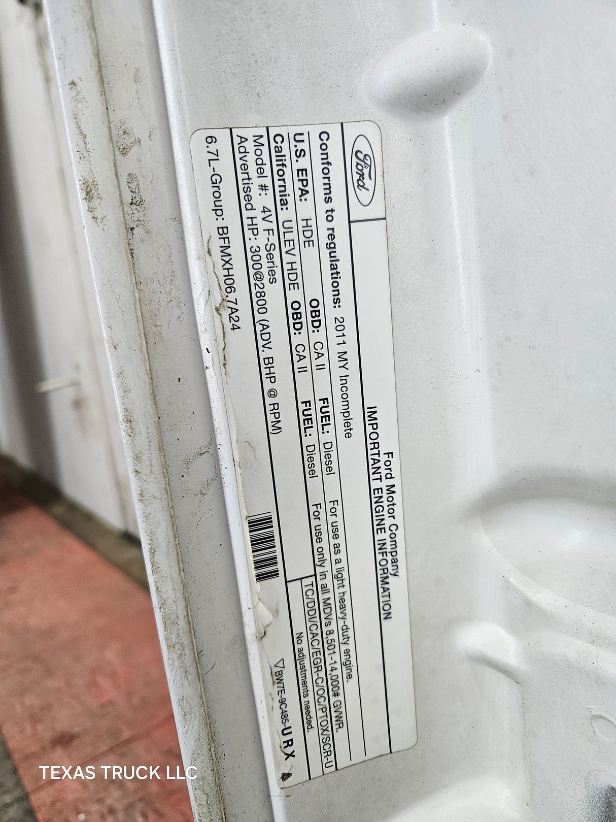 2011-2016 Ford Super Duty Hood F250 F350 F450 F550 - White