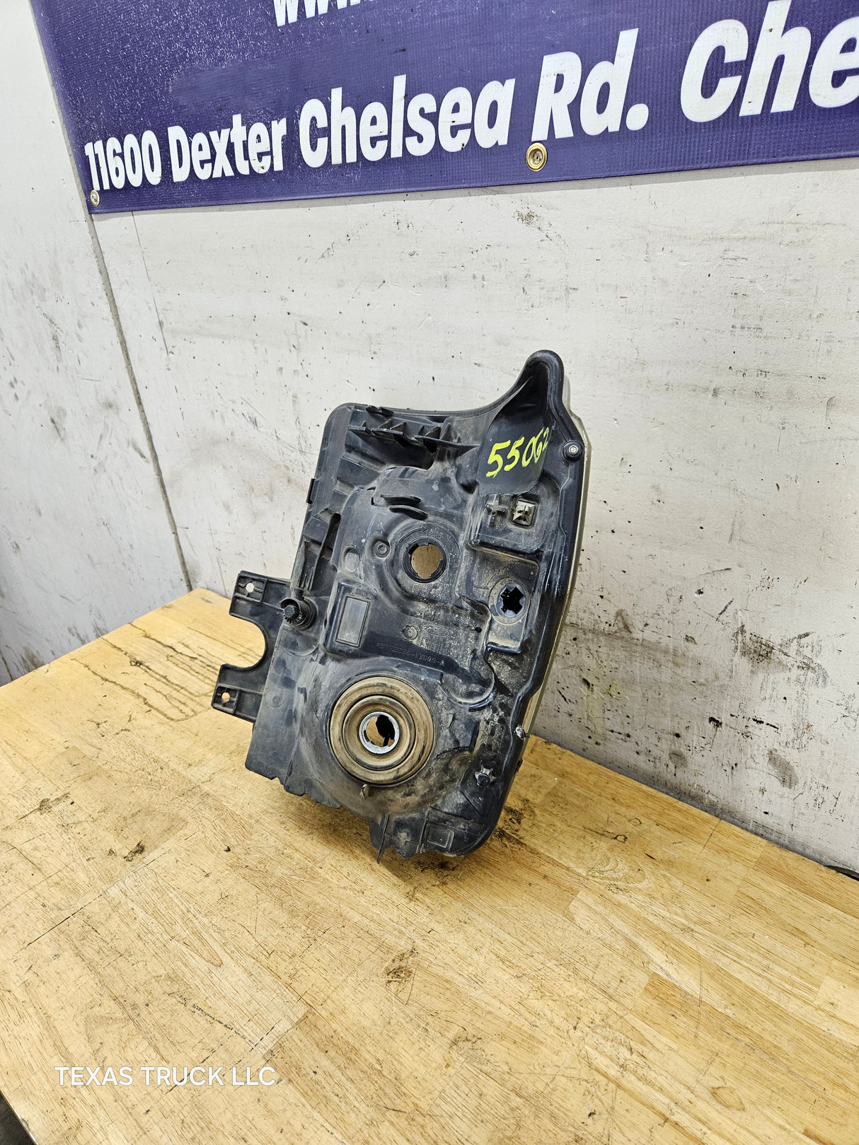 2011-2016 Ford Super Duty F250 F350 F450 F550 RH Passenger Side Headlight 6.7L Power Stroke 6.2L BC34-13005-A