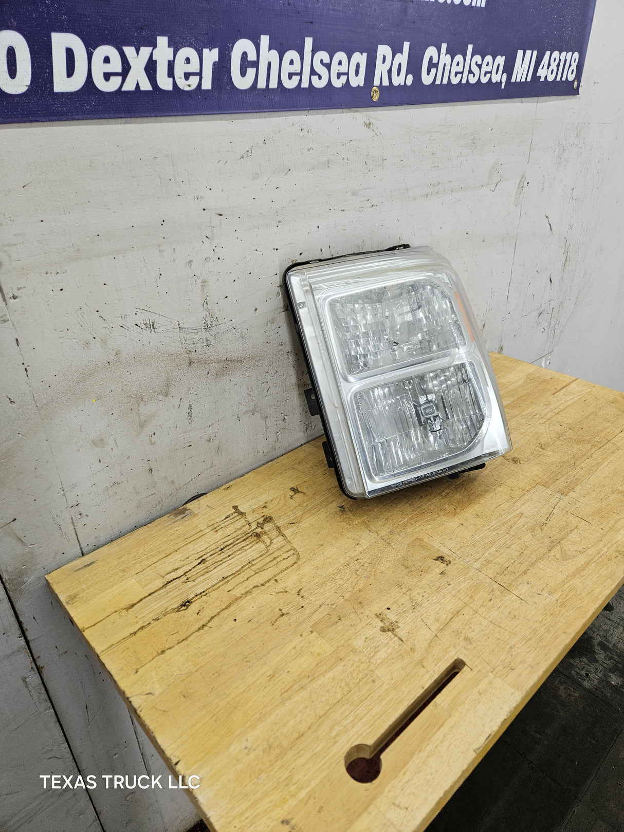 2011-2016 Ford Super Duty F250 F350 F450 F550 LH Driver Side Headlight 6.7L Power Stroke 6.2L BC34-13006-A