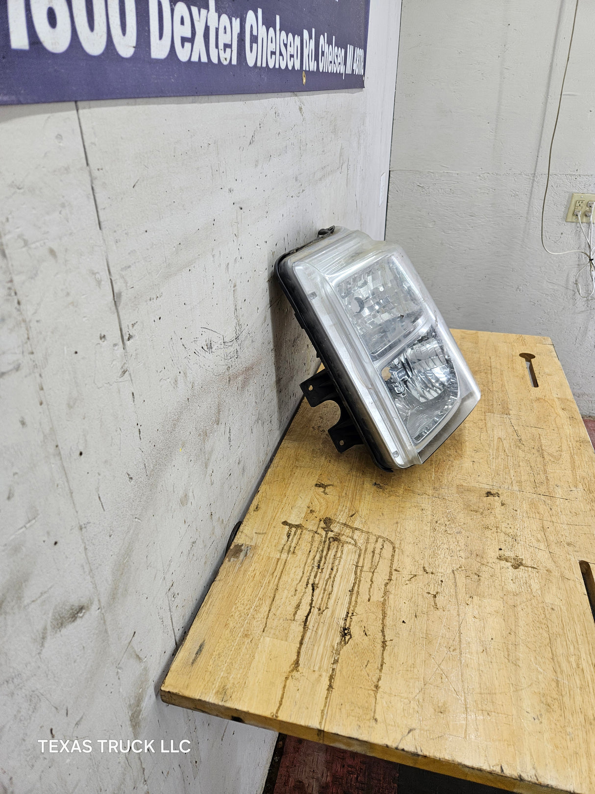 2011-2016 Ford Super Duty F250 F350 F450 F550 LH Driver Side Headlight 6.7L Power Stroke 6.2L BC34-13006-A