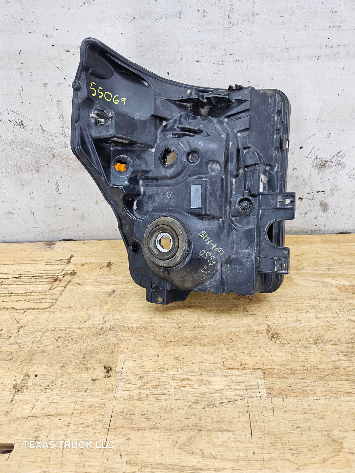 2011-2016 Ford Super Duty F250 F350 F450 F550 LH Driver Side Headlight 6.7L Power Stroke 6.2L BC34-13006-A