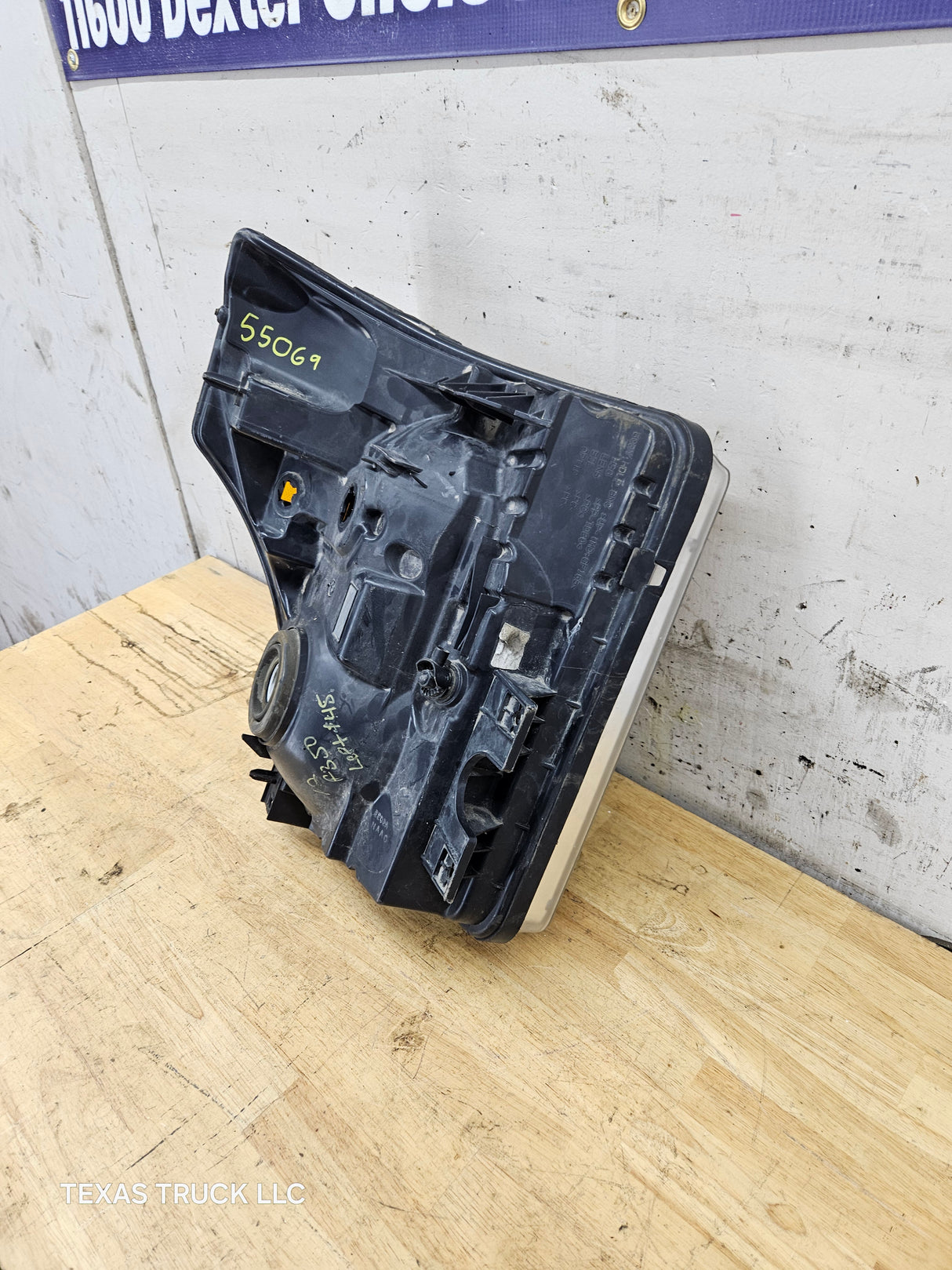 2011-2016 Ford Super Duty F250 F350 F450 F550 LH Driver Side Headlight 6.7L Power Stroke 6.2L BC34-13006-A