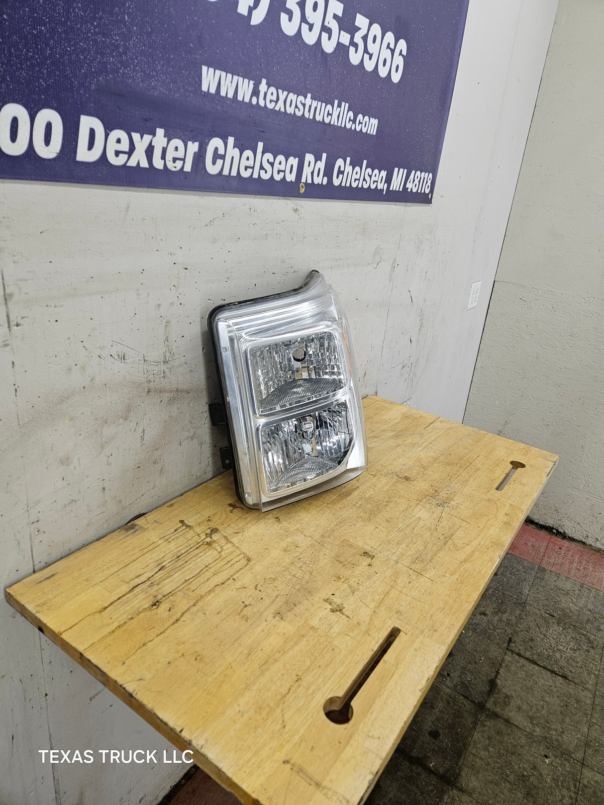 2011-2016 Ford Super Duty F250 F350 F450 F550 LH Driver Side Headlight 6.7L Power Stroke 6.2L Gas BC34-13006-A