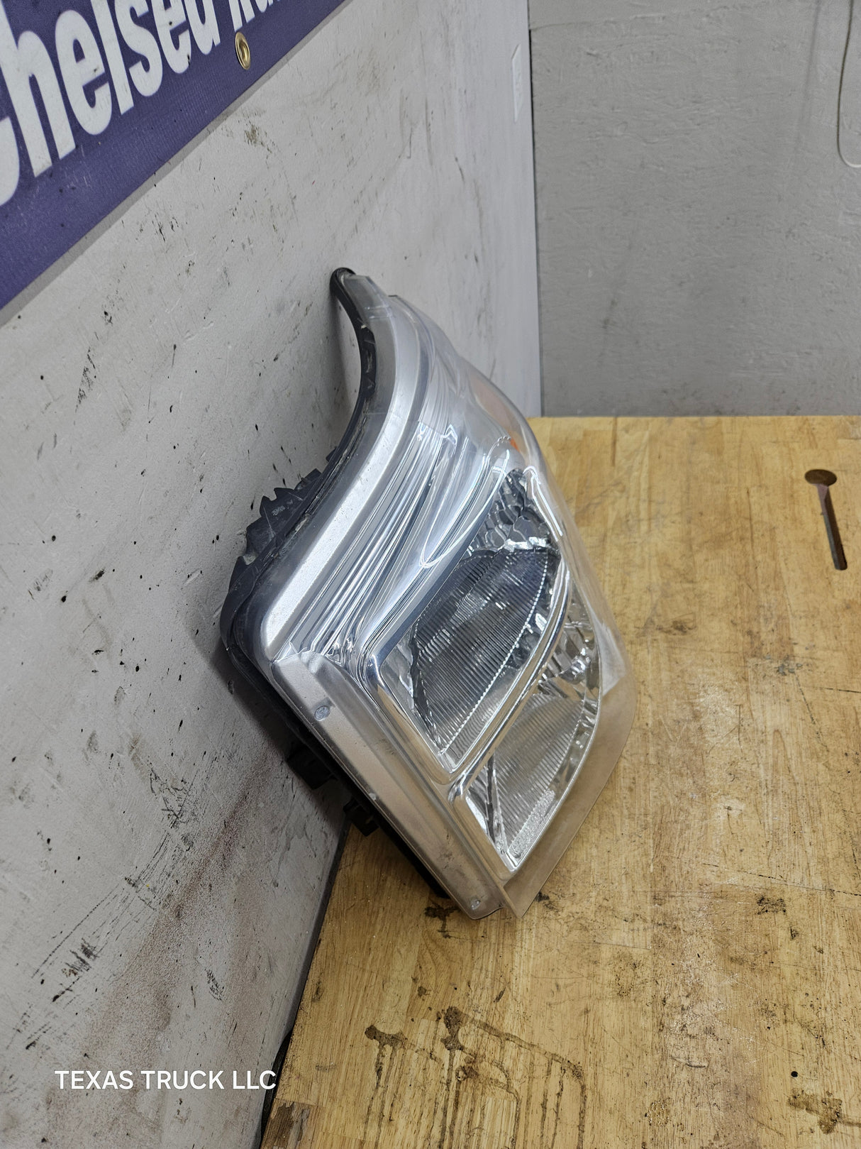 2011-2016 Ford Super Duty F250 F350 F450 F550 LH Driver Side Headlight 6.7L Power Stroke 6.2L Gas BC34-13006-A