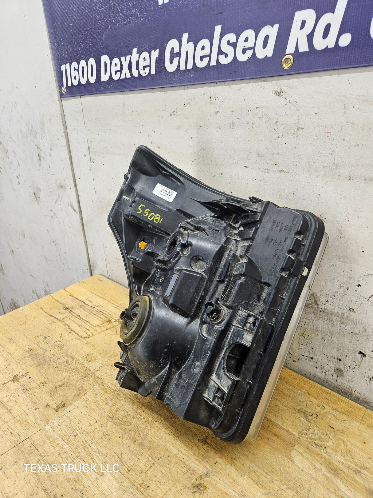 2011-2016 Ford Super Duty F250 F350 F450 F550 LH Driver Side Headlight 6.7L Power Stroke 6.2L Gas BC34-13006-A