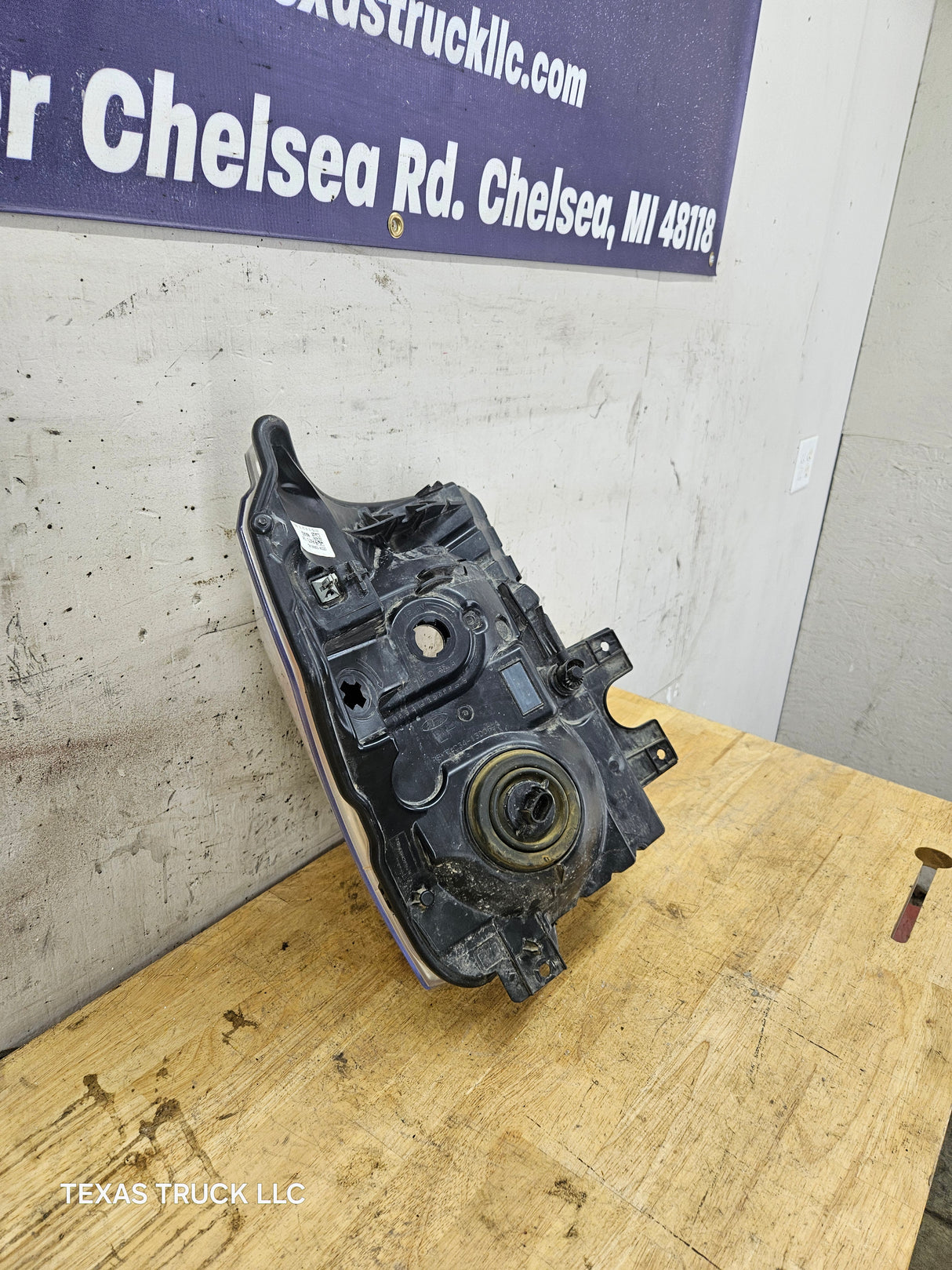 2011-2016 Ford Super Duty F250 F350 F450 F550 LH Driver Side Headlight 6.7L Power Stroke 6.2L Gas BC34-13006-A