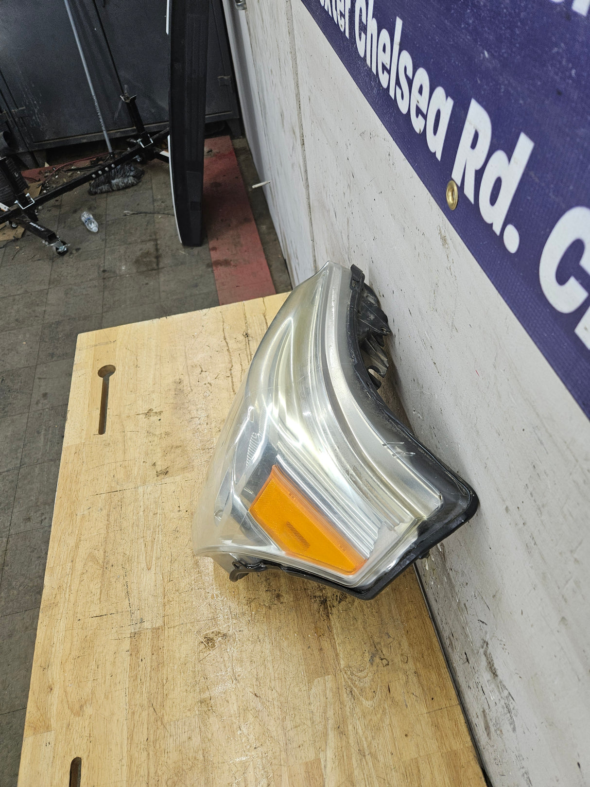 2011-2016 Ford Super Duty F250 F350 F450 F550 LH Driver Side Headlight 6.7L Power Stroke 6.2L Gas BC34-13006-A