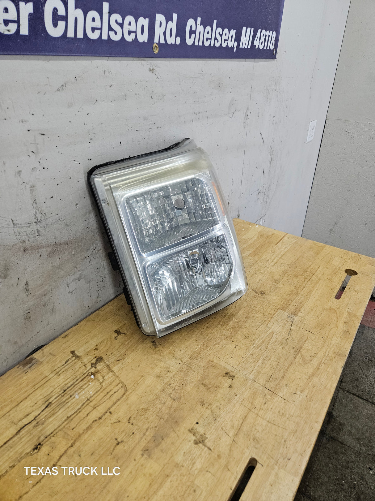 2011-2016 Ford Super Duty F250 F350 F450 F550 LH Driver Side Headlight 6.7L Power Stroke 6.2L Gas BC34-13006-A
