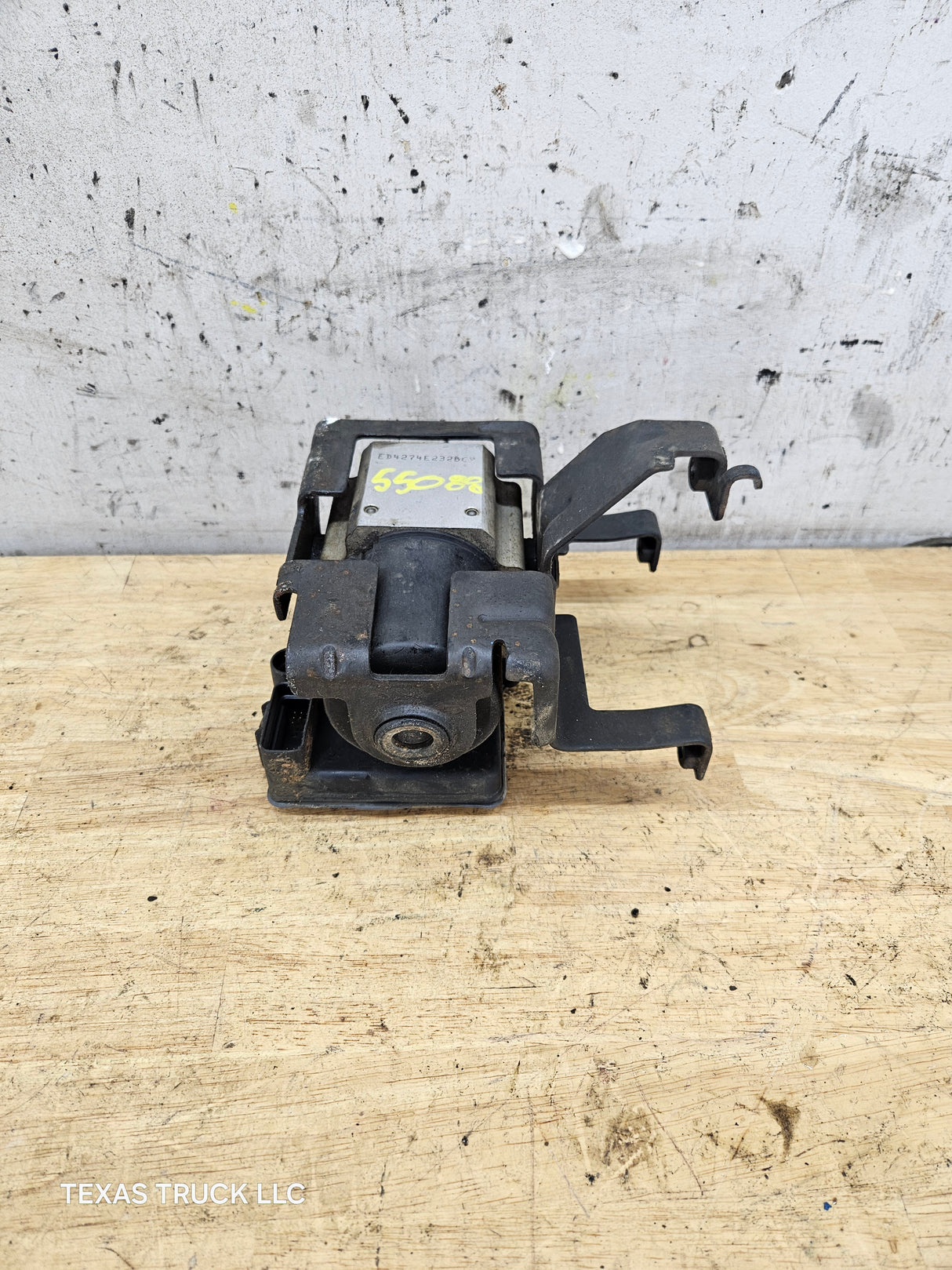 2003-2006 Chevrolet Silverado GMC ABS Pump Module Control Assembly - 13567145