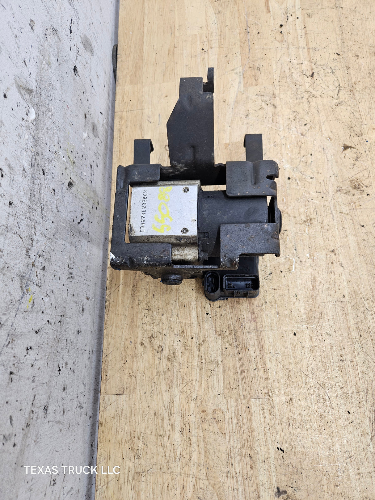 2003-2006 Chevrolet Silverado GMC ABS Pump Module Control Assembly - 13567145