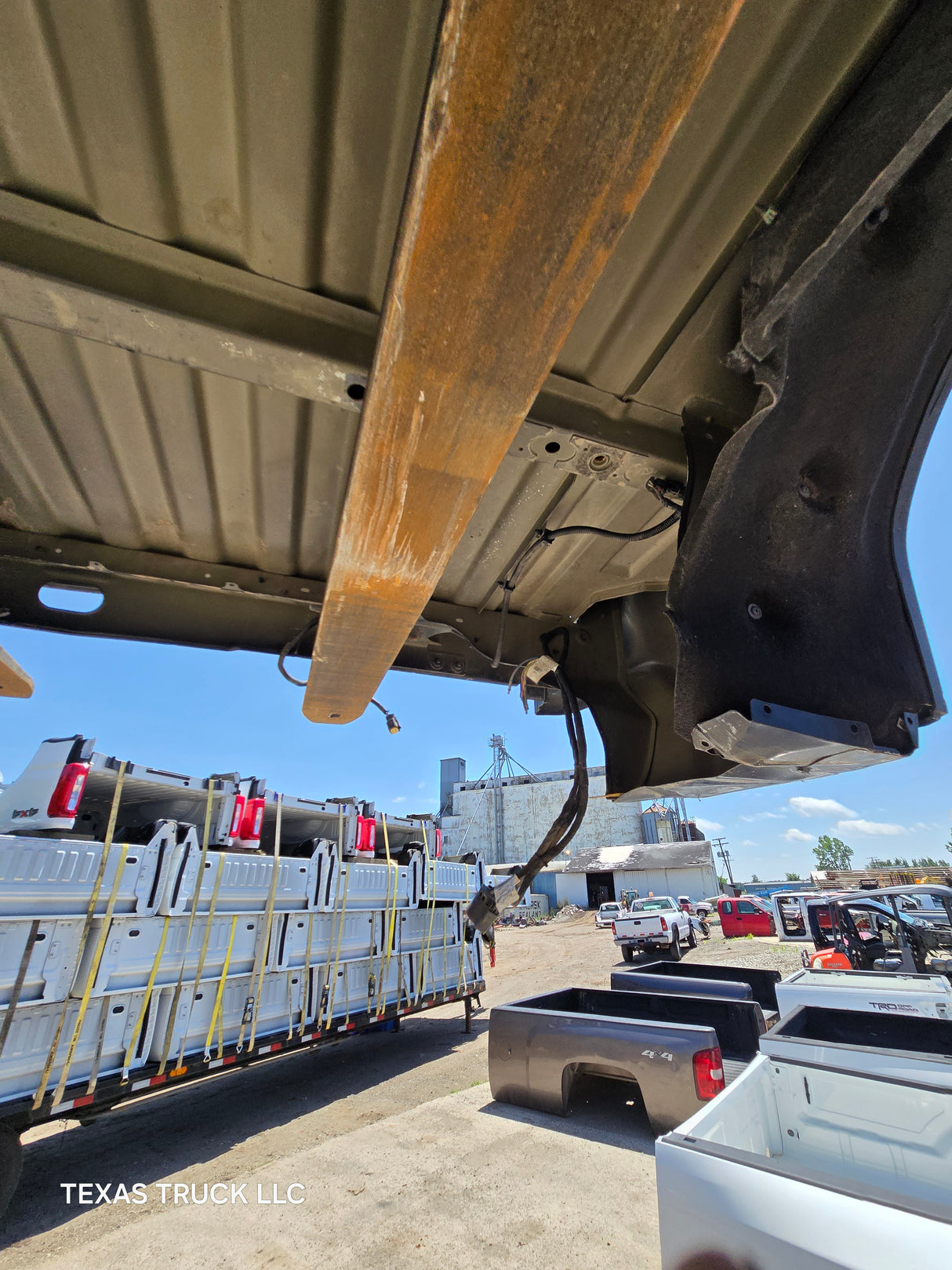 2019-2025 GMC Sierra 2500 3500 HD 6' 6" Short Truck Bed - Black