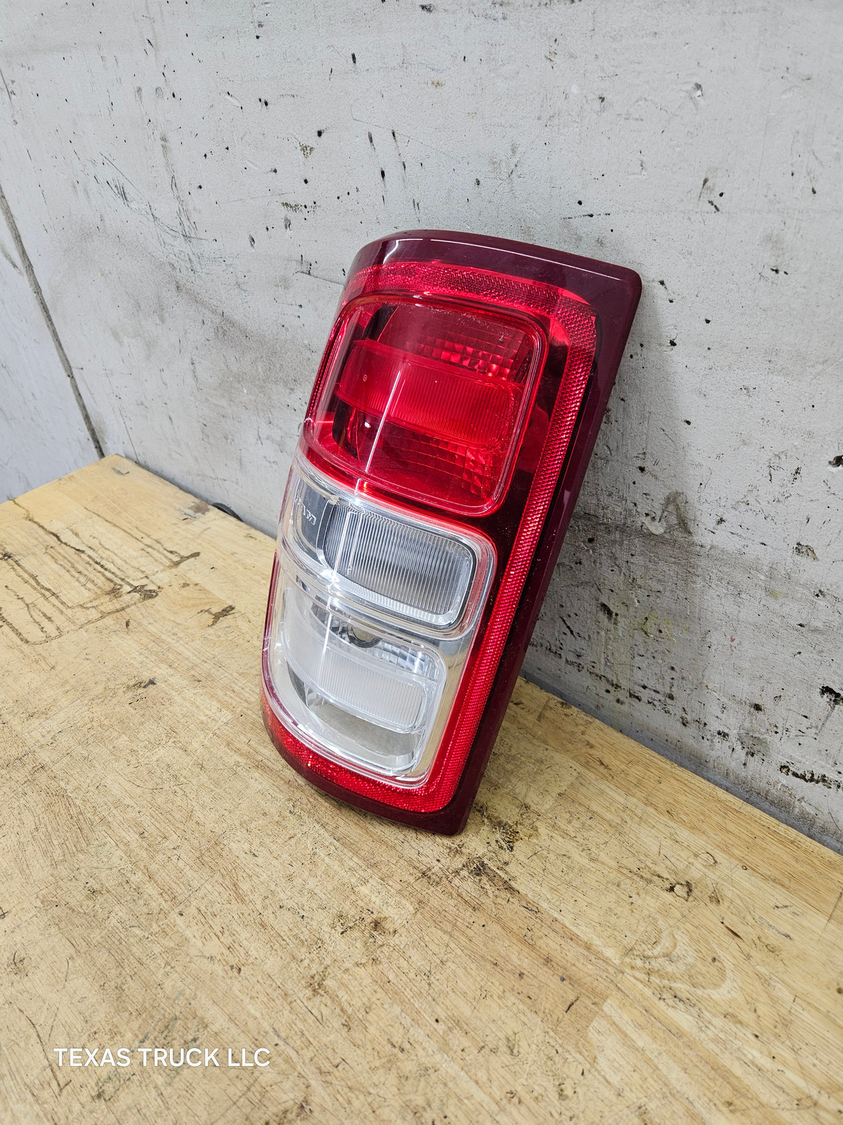 2019-2024 5th Gen Dodge Ram 2500 3500 LH Driver Side Tail Light Halogen 68361714AD