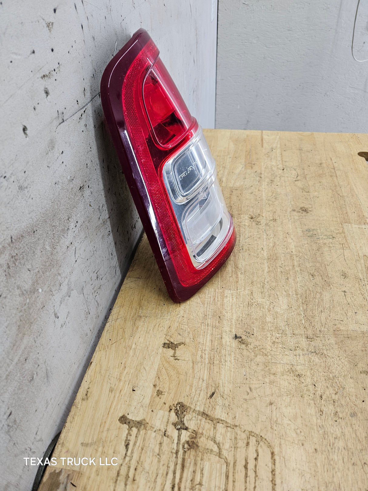 2019-2024 5th Gen Dodge Ram 2500 3500 LH Driver Side Tail Light Halogen 68361714AD