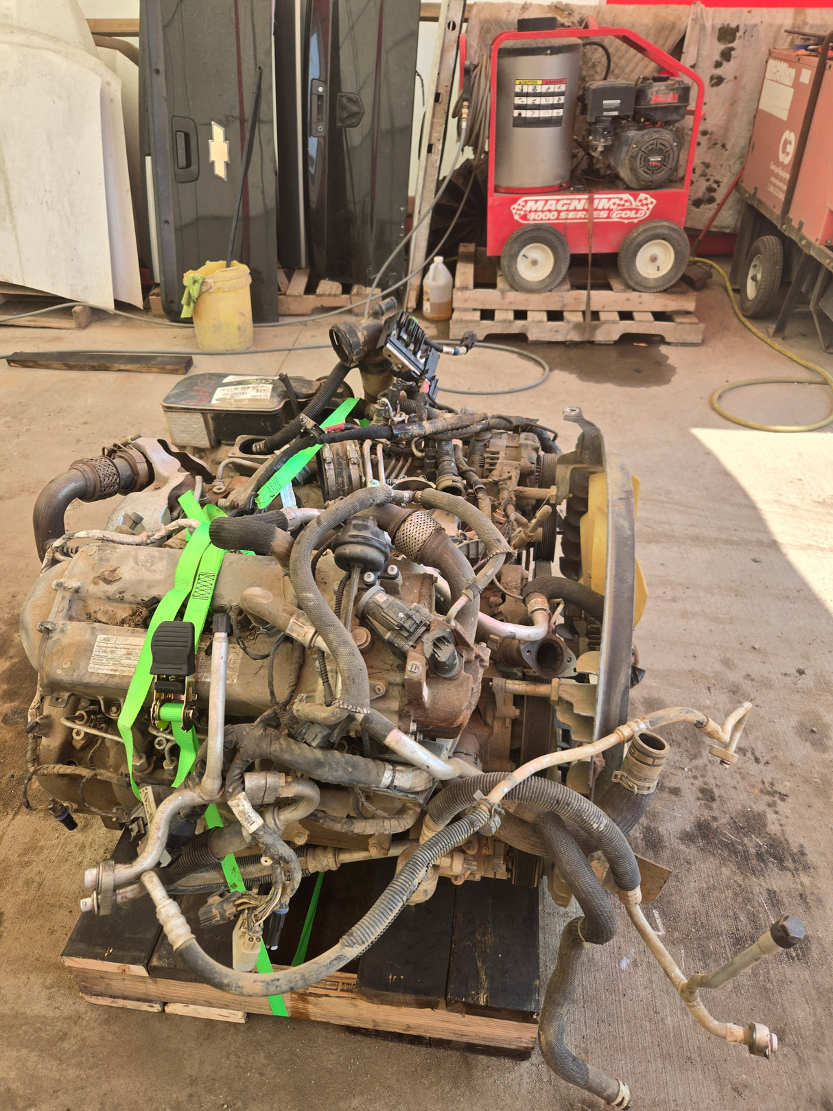 6.7L Power Stroke Complete ENGINE BLOWN UP