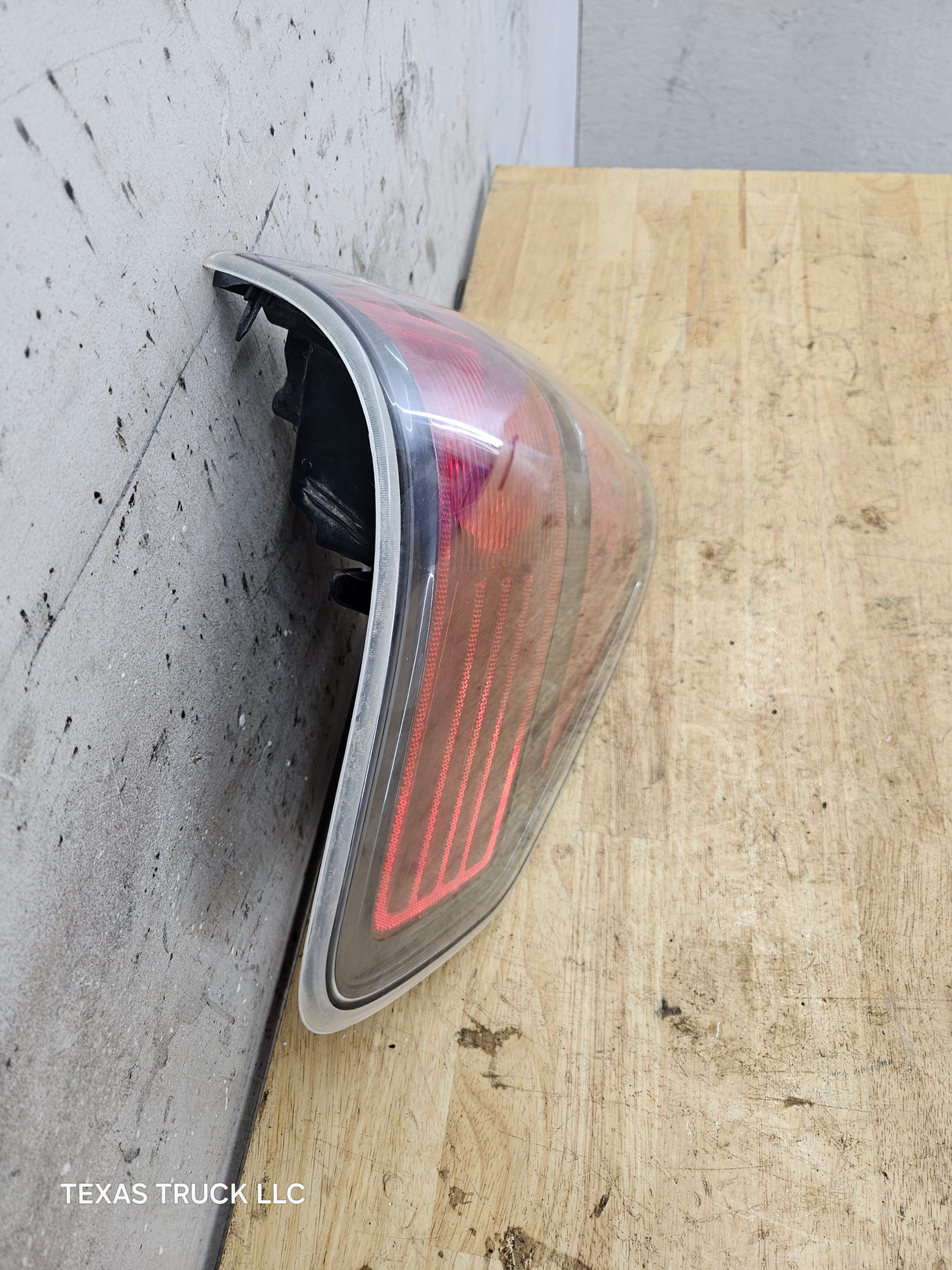 2009-2014 Ford F150 LH Driver Side Tail Light BL3Z13405AB