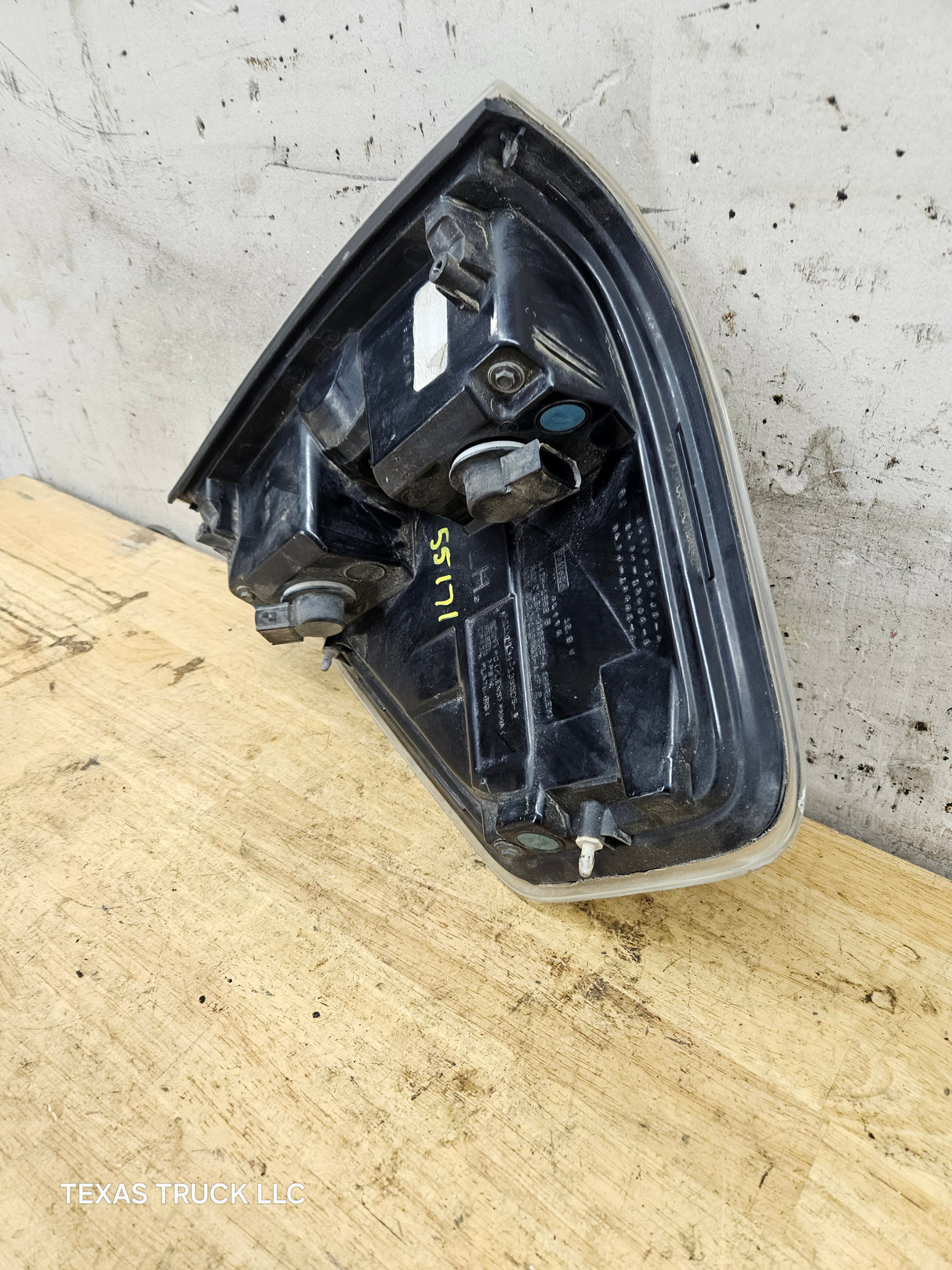 2009-2014 Ford F150 LH Driver Side Tail Light BL3Z13405AB