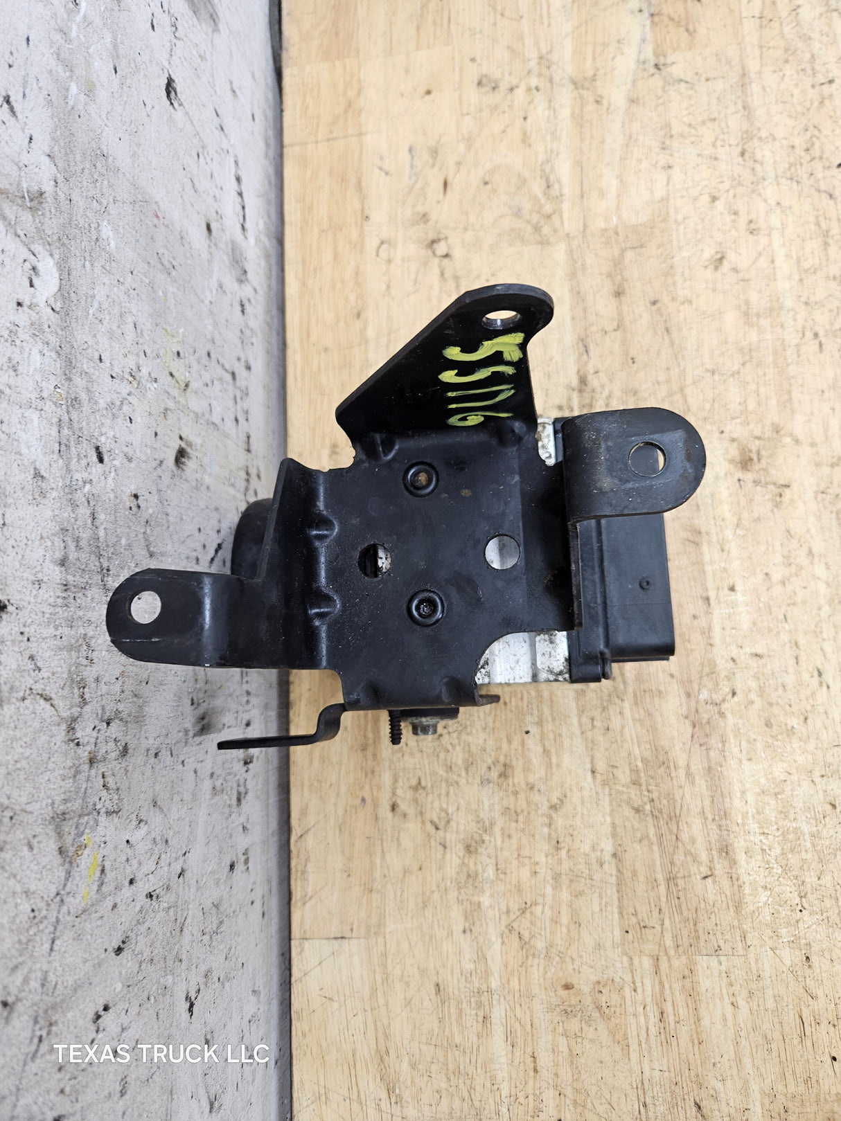 2008-2010 Ford Super Duty F250 F350 ABS Pump Module Control Assembly 7C34-2C346-AJ