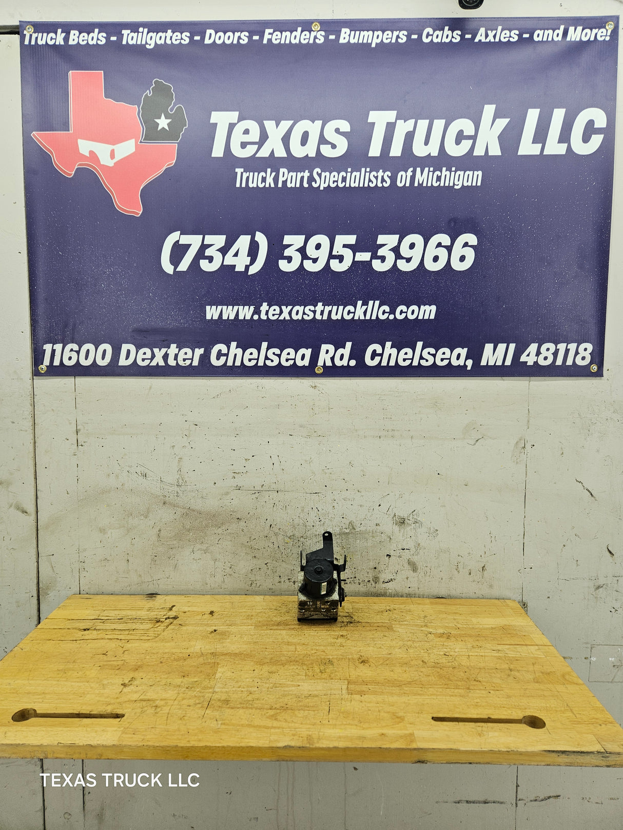 2008-2010 Ford Super Duty F250 F350 ABS Pump Module Control Assembly 7C34-2C346-AJ