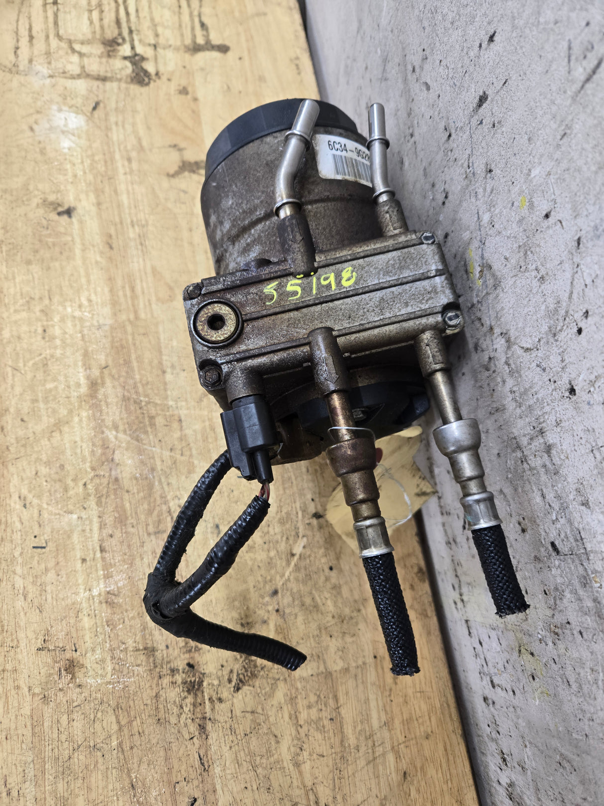 2006-2007 6.0L Power Stroke Ford Super Duty F250 F350 Fuel Pump Lift Pump 6C34-9G282-AB
