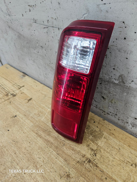 2008-2016 Ford Super Duty F250 F350 F450 F550 LH Driver Side Tail Light 7C34-13B505-A