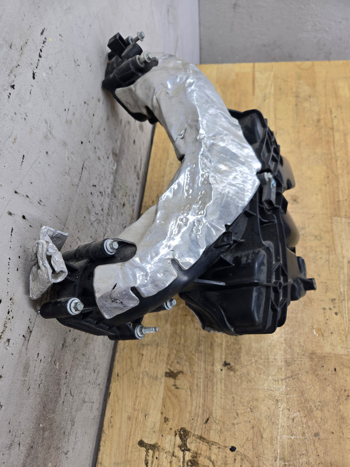 2011-2016 6.7L Power Stroke Upper Air Intake Manifold BC30-9424-BD OEM