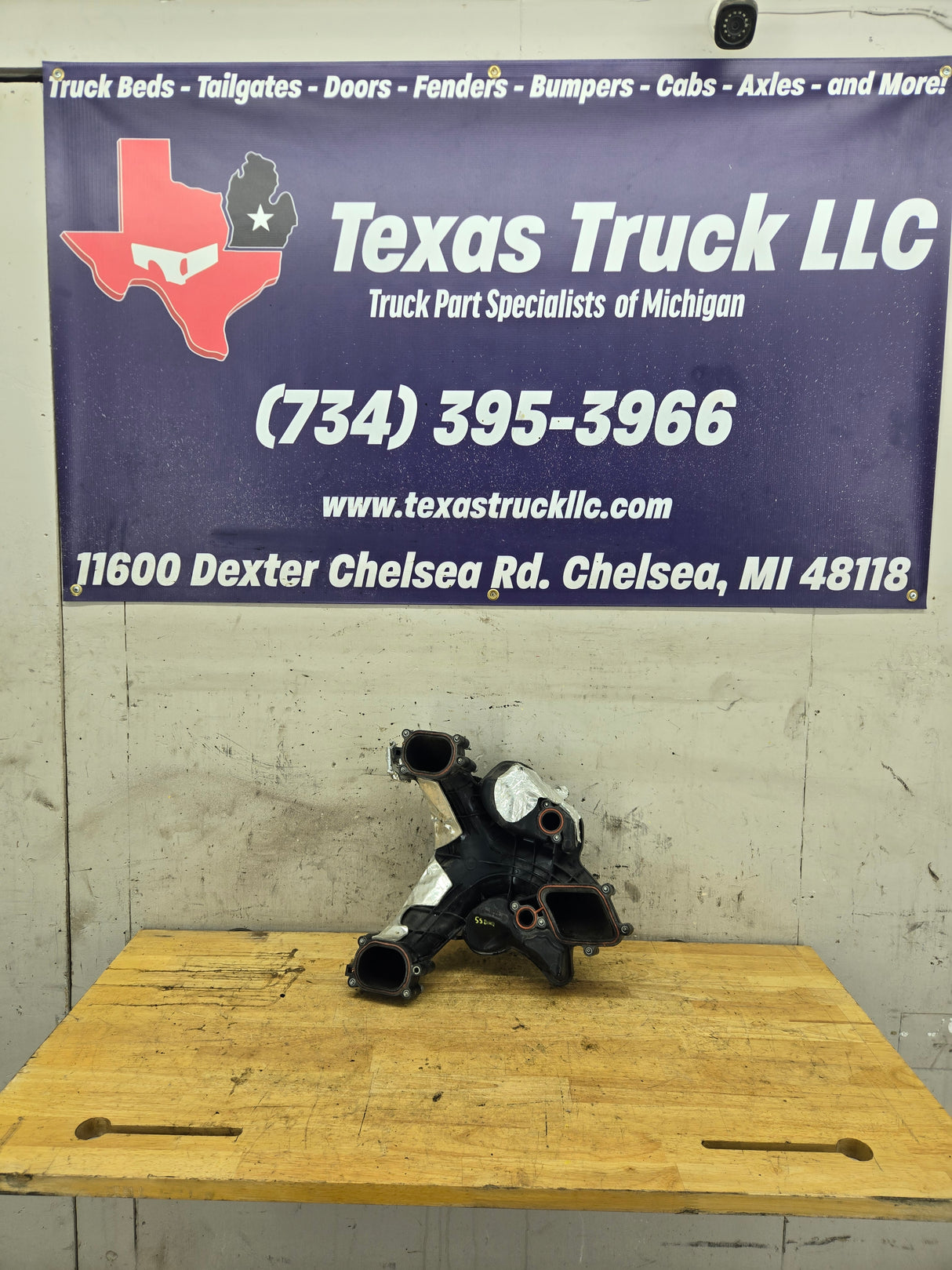 2011-2016 6.7L Power Stroke Upper Air Intake Manifold BC30-9424-BD OEM