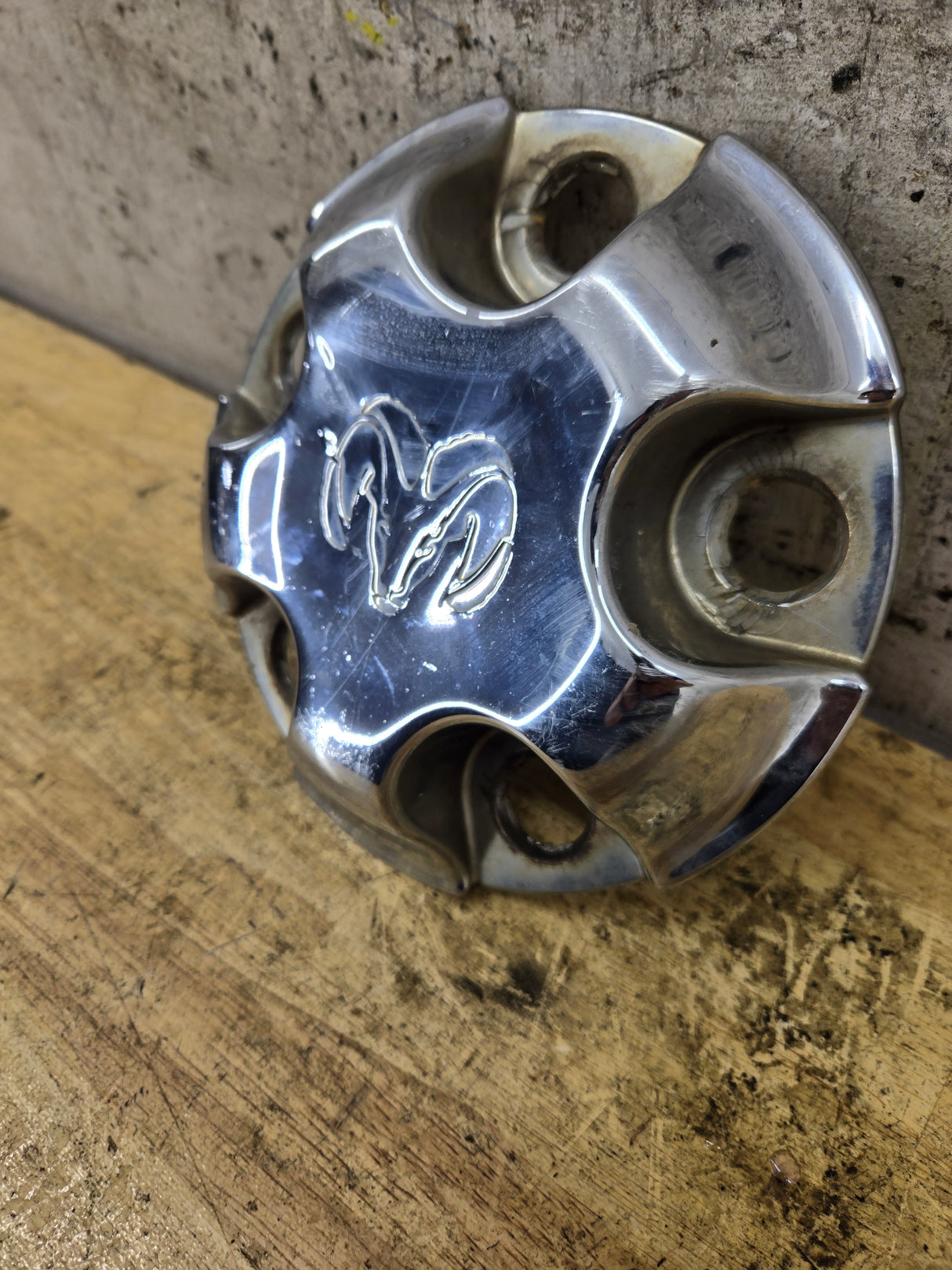 2002-2008 Dodge Ram 1500 OEM Wheel Center Hub Cap Lug Cover 52106536AC