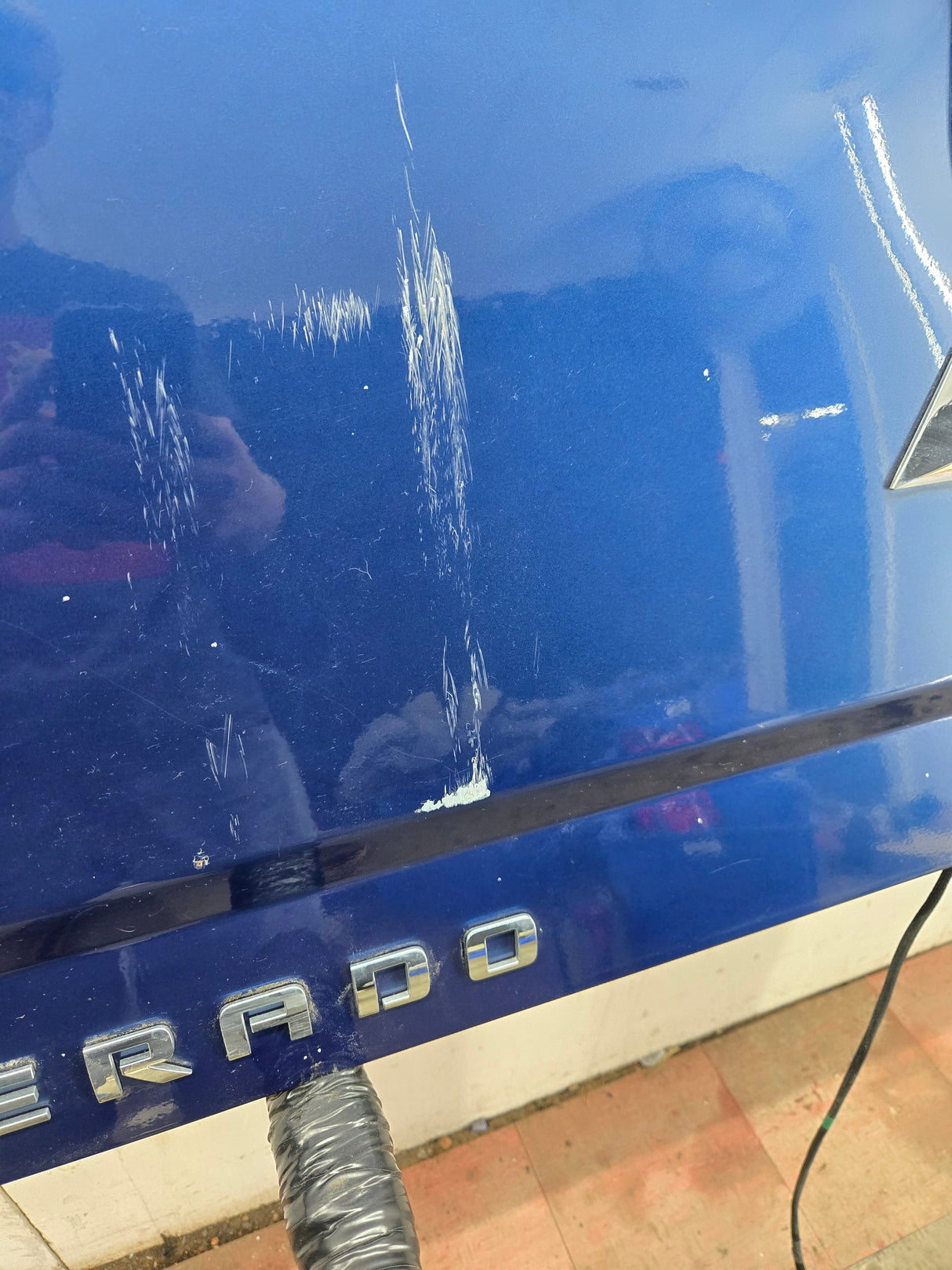 2014-2019 Chevrolet Silverado / GMC Sierra 1500 2500 3500 HD Tailgate