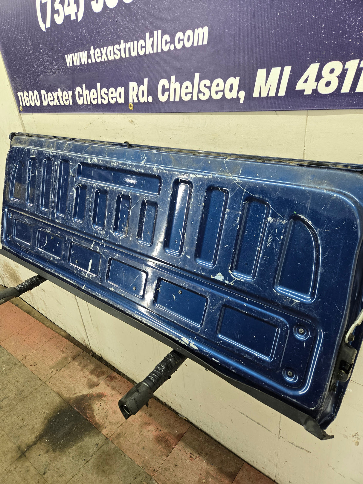 2014-2019 Chevrolet Silverado / GMC Sierra 1500 2500 3500 HD Tailgate