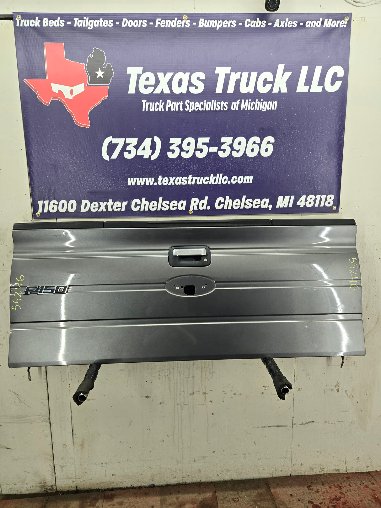 2009-2014 Ford F150 Tailgate W/Step