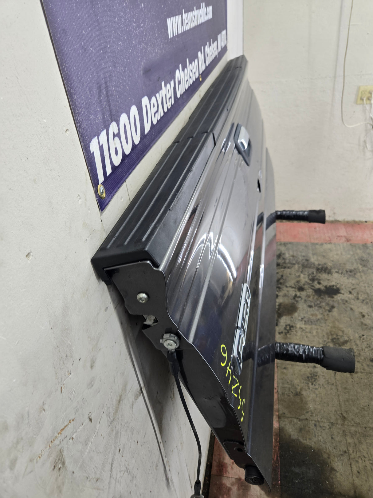 2009-2014 Ford F150 Tailgate W/Step