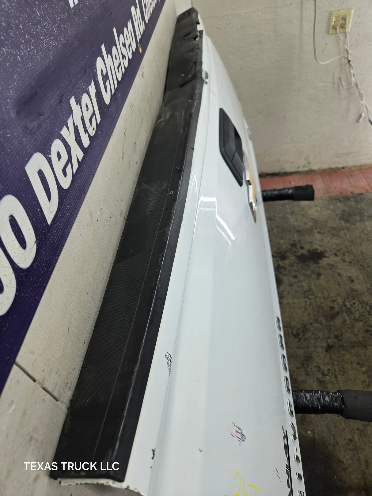 2014-2019 Chevrolet Silverado / GMC Sierra 1500 2500 3500 HD Tailgate