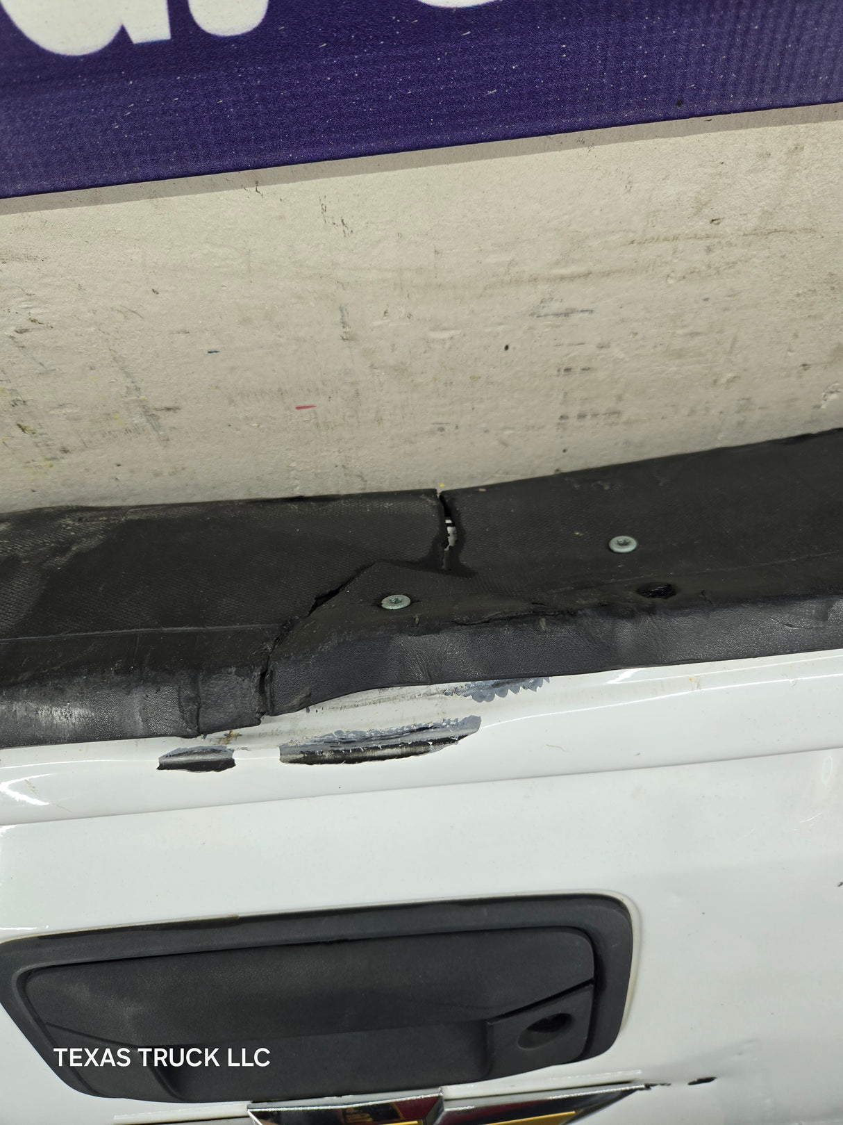 2014-2019 Chevrolet Silverado / GMC Sierra 1500 2500 3500 HD Tailgate