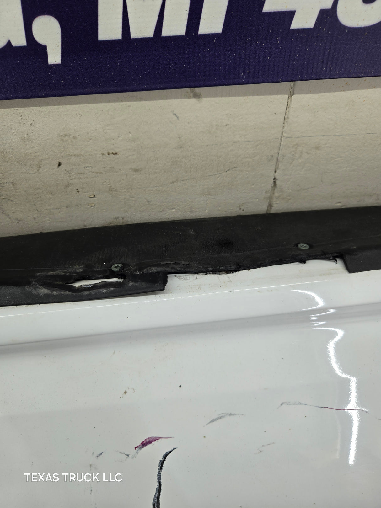 2014-2019 Chevrolet Silverado / GMC Sierra 1500 2500 3500 HD Tailgate