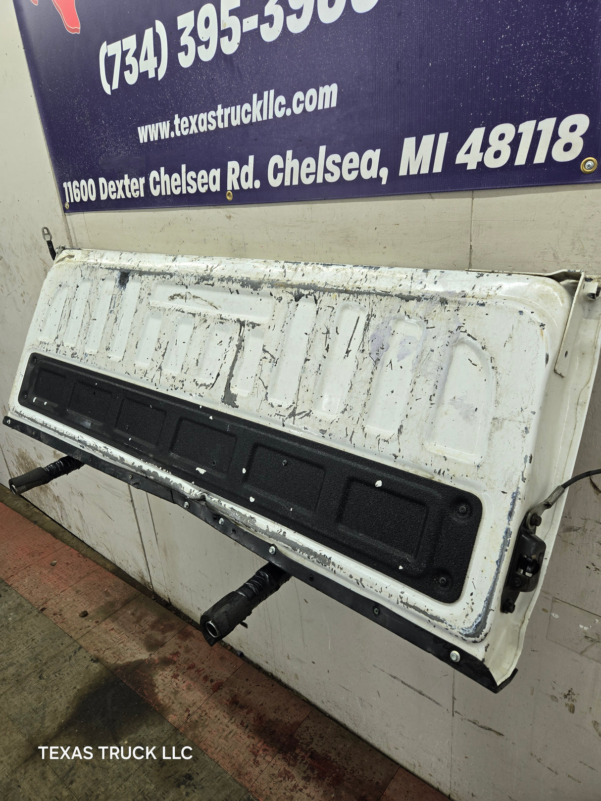 2014-2019 Chevrolet Silverado / GMC Sierra 1500 2500 3500 HD Tailgate