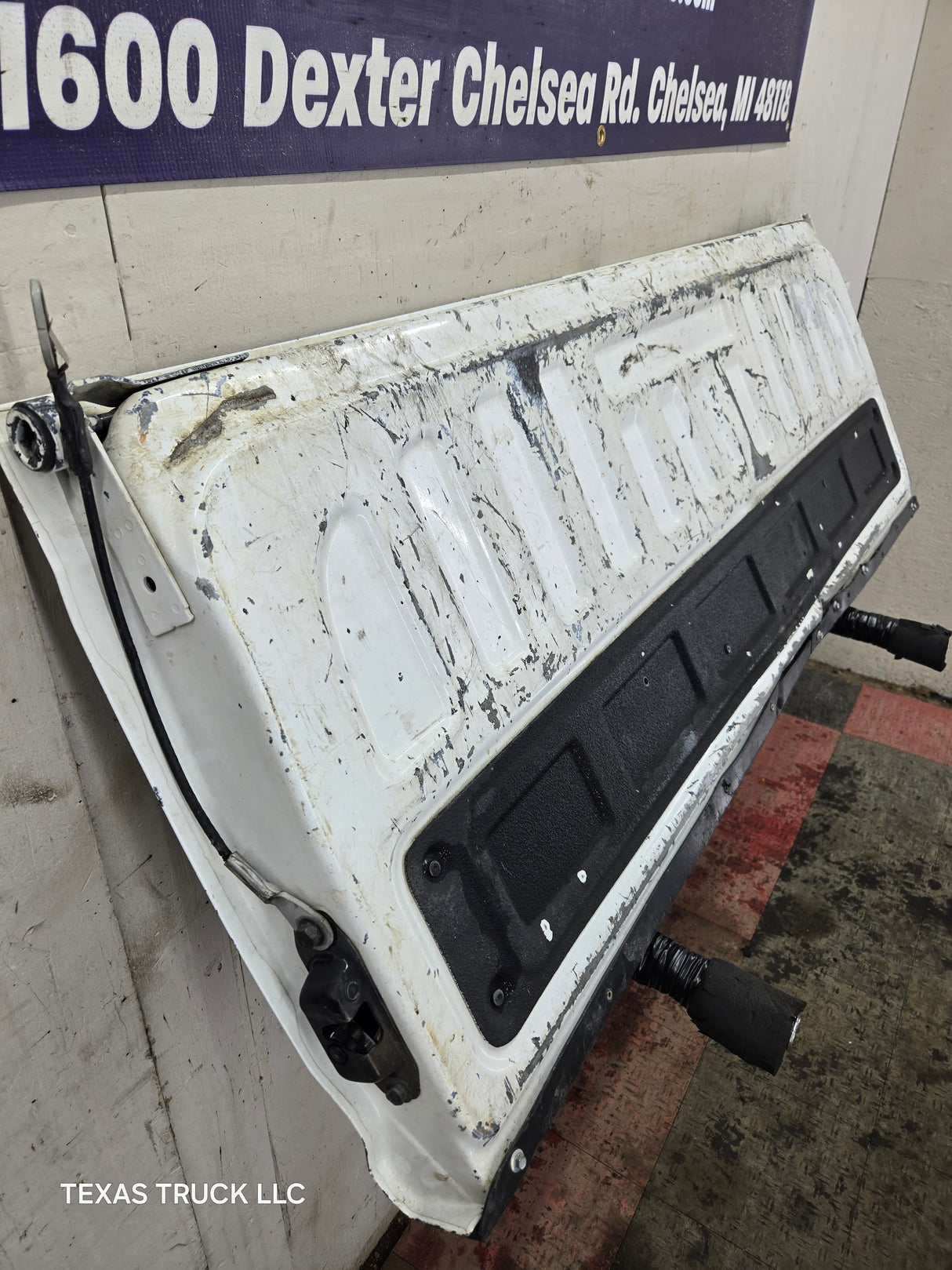 2014-2019 Chevrolet Silverado / GMC Sierra 1500 2500 3500 HD Tailgate