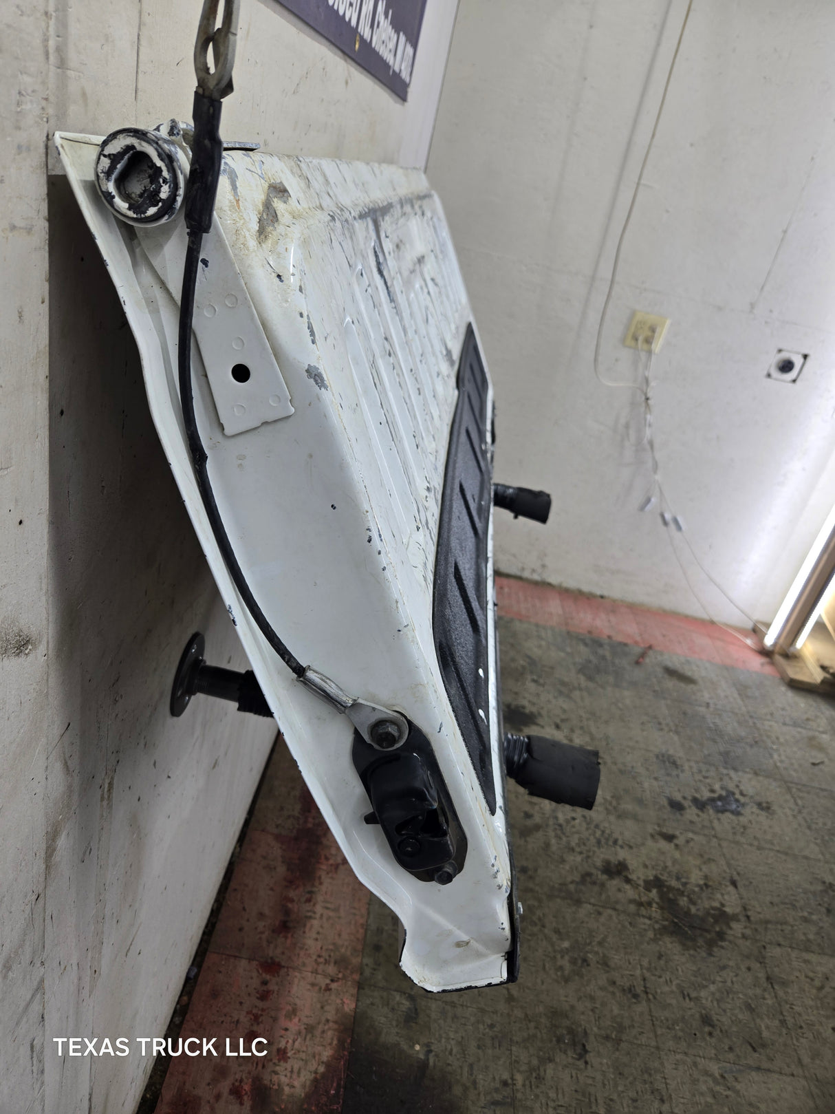 2014-2019 Chevrolet Silverado / GMC Sierra 1500 2500 3500 HD Tailgate