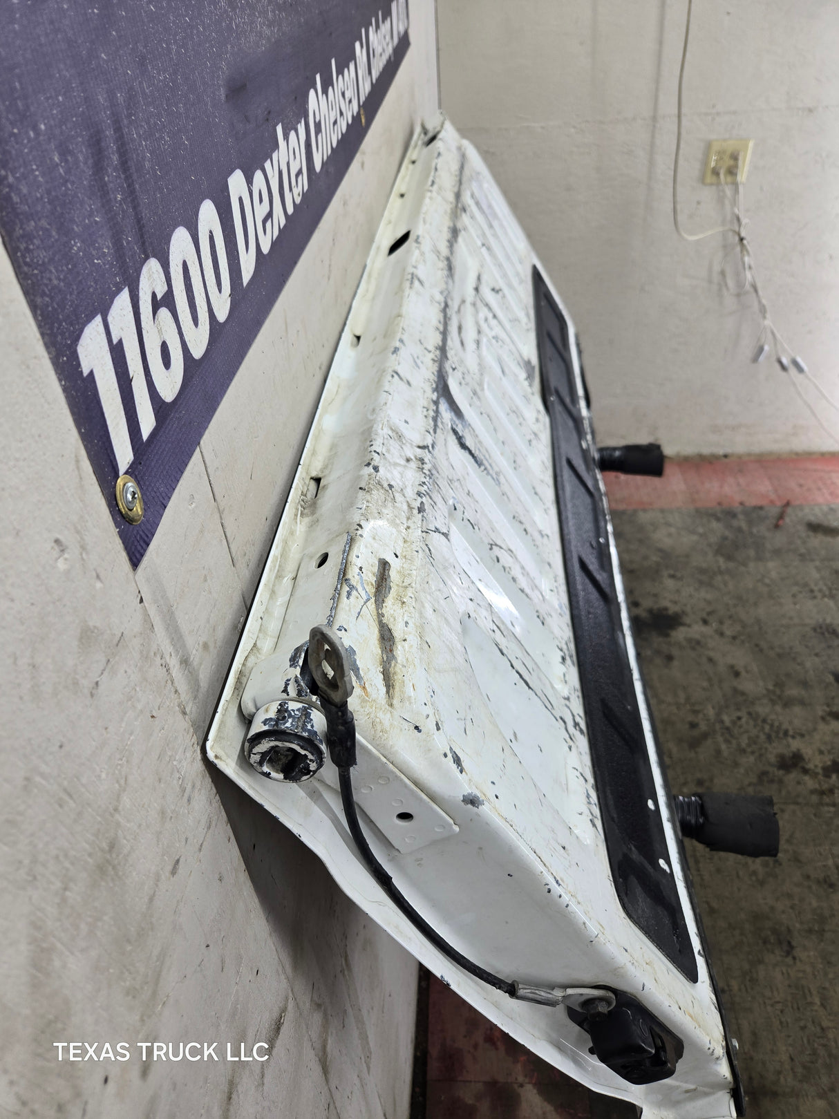 2014-2019 Chevrolet Silverado / GMC Sierra 1500 2500 3500 HD Tailgate