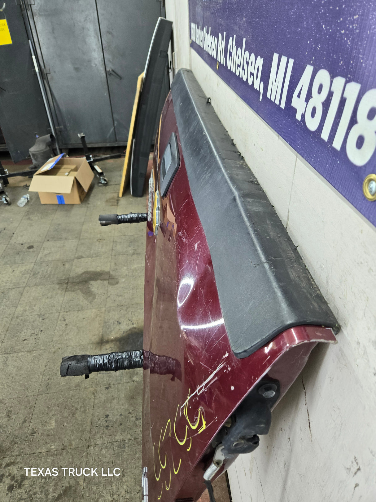 2007-2013 Chevrolet Silverado / GMC Sierra Tailgate 1500 2500 3500 HD